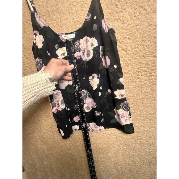EQUIPMENT‎ Layla 100% Silk Dark Floral Camisole Tank Womens S P Layer Whimsigoth - Picture 10 of 14